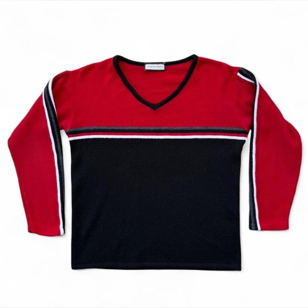 Elegant Vintage Red and Black V-Neck Sweater
